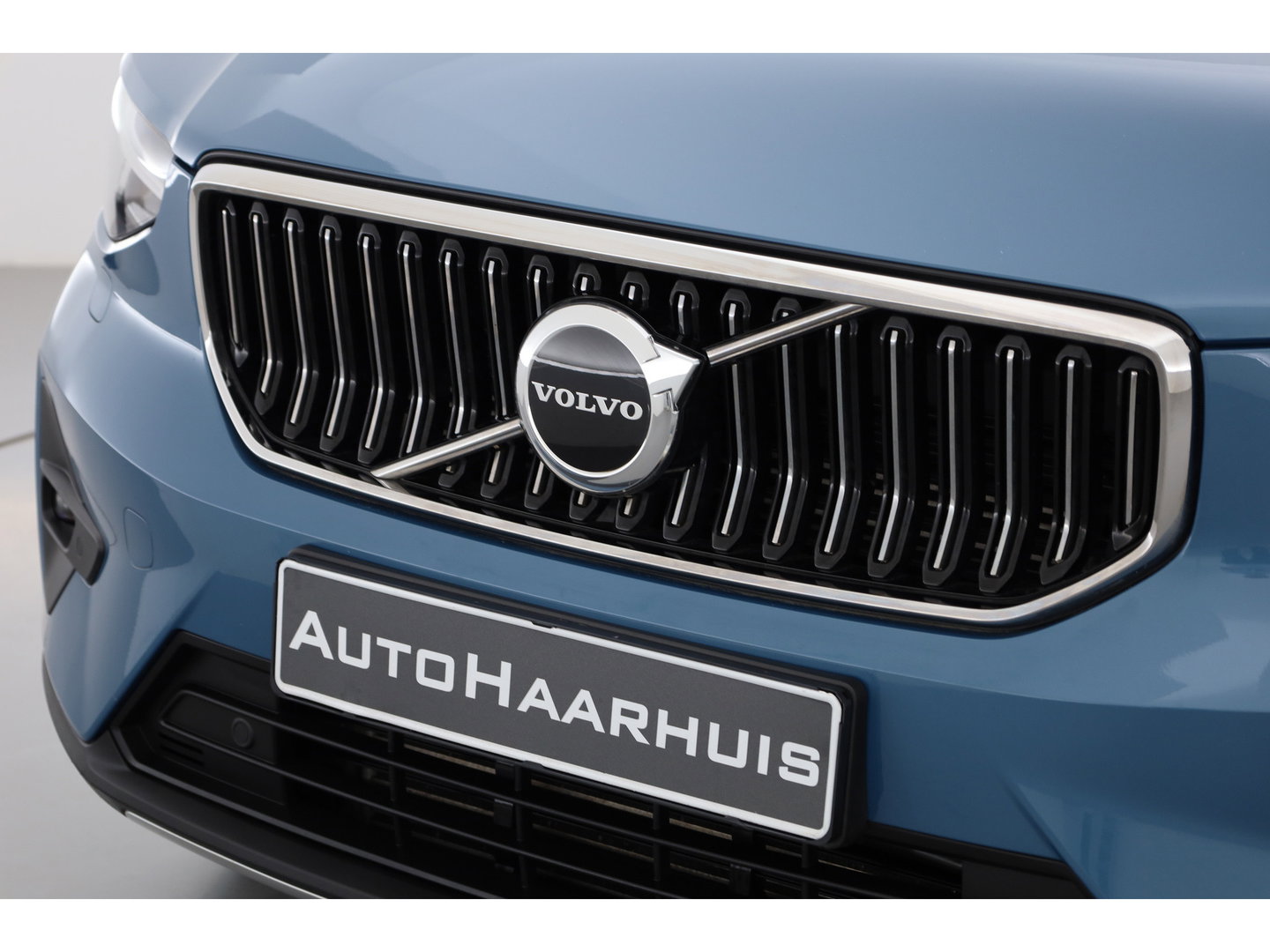 Volvo XC40 T4 Plug-in hybrid Plus Bright | Adapt. Cruise | Stoel- Stuurverw. | Camera | NAV + CarPlay | Bliss (Dodehoekdet. |