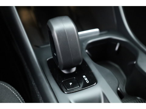 Volvo XC40 T4 Plug-in hybrid Plus Bright | Adapt. Cruise | Stoel- Stuurverw. | Camera | NAV + CarPlay | Bliss (Dodehoekdet. |