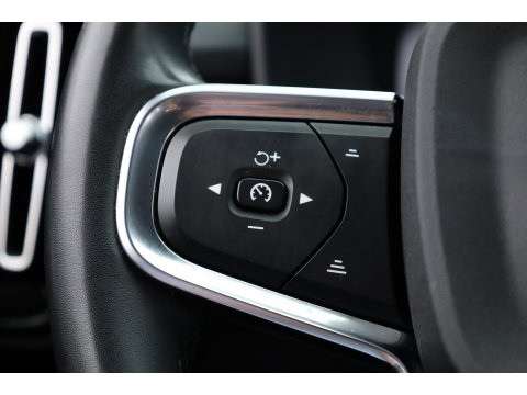 Volvo XC40 T4 Plug-in hybrid Plus Bright | Adapt. Cruise | Stoel- Stuurverw. | Camera | NAV + CarPlay | Bliss (Dodehoekdet. |