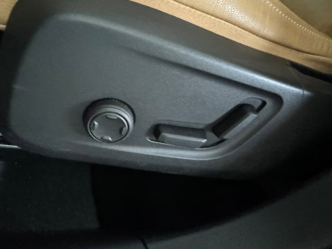 Volvo XC40 1.5 T5 Recharge R-Design Pano|Trekhaak|Blindspot|Memory|H/K|Keyless
