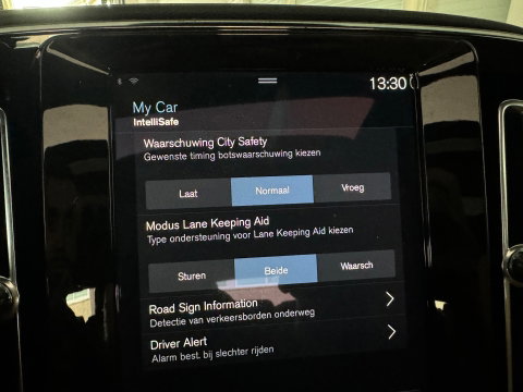 Volvo XC40 1.5 T5 Recharge R-Design Pano|Trekhaak|Blindspot|Memory|H/K|Keyless