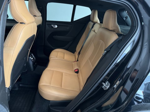 Volvo XC40 1.5 T5 Recharge R-Design Pano|Trekhaak|Blindspot|Memory|H/K|Keyless