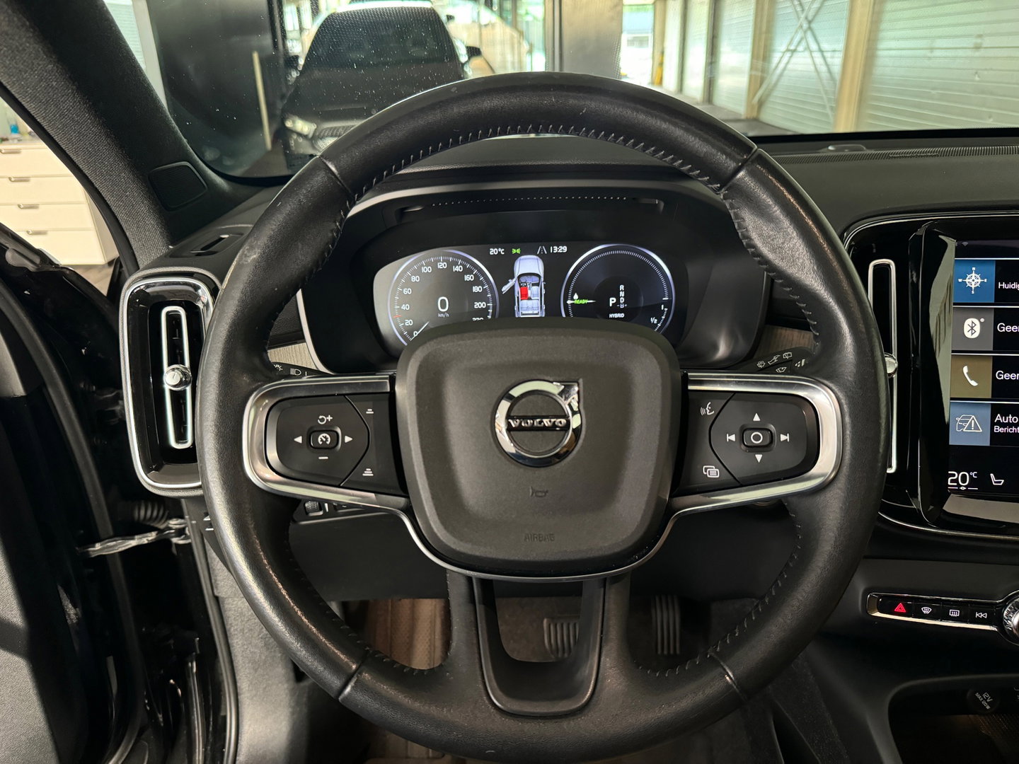 Volvo XC40 1.5 T5 Recharge R-Design Pano|Trekhaak|Blindspot|Memory|H/K|Keyless