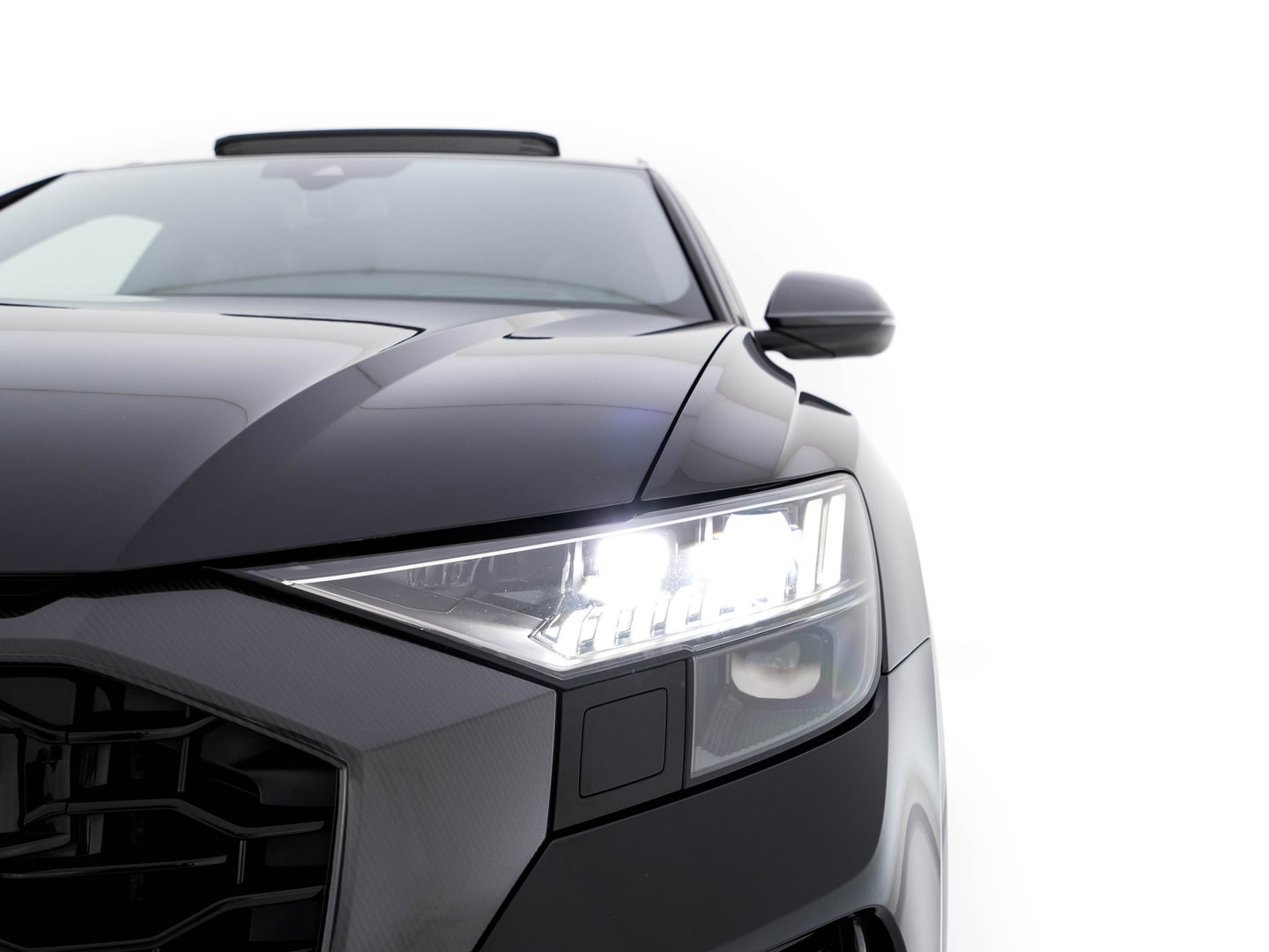 Audi RS Q8 4.0 TFSI Quattro * PANO | MILLTEK-EXHAUST | CERAMIC-BRAKES | CARBON-PACK | LEATHER | MEMORY-PACK | 4-WHEEL-STEERING | AIRSUSPENSION | BANG&OLUFSEN | ADAPTIVE-CRUISE | BLINDSPOT | TOPVIEW | SOFTCLOSE |  ....