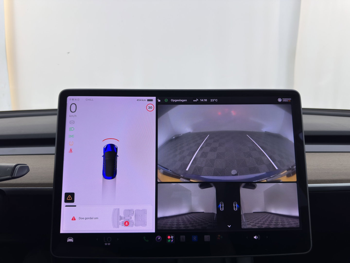 Tesla Model 3 Long Range AWD 75 kWh [3-Fase-11kW ] {SoH-82%} Aut. *PANO | AUTOPILOT | LEATHER | TOWBAR | KEYLESS | FULL-LED | MEMORY-PACK | TOPVIEW | DAB | CARPLAY | DIGI-COCKPIT | LANE-ASSIST | HEATED-COMFORTSEATS | 18"ALU*