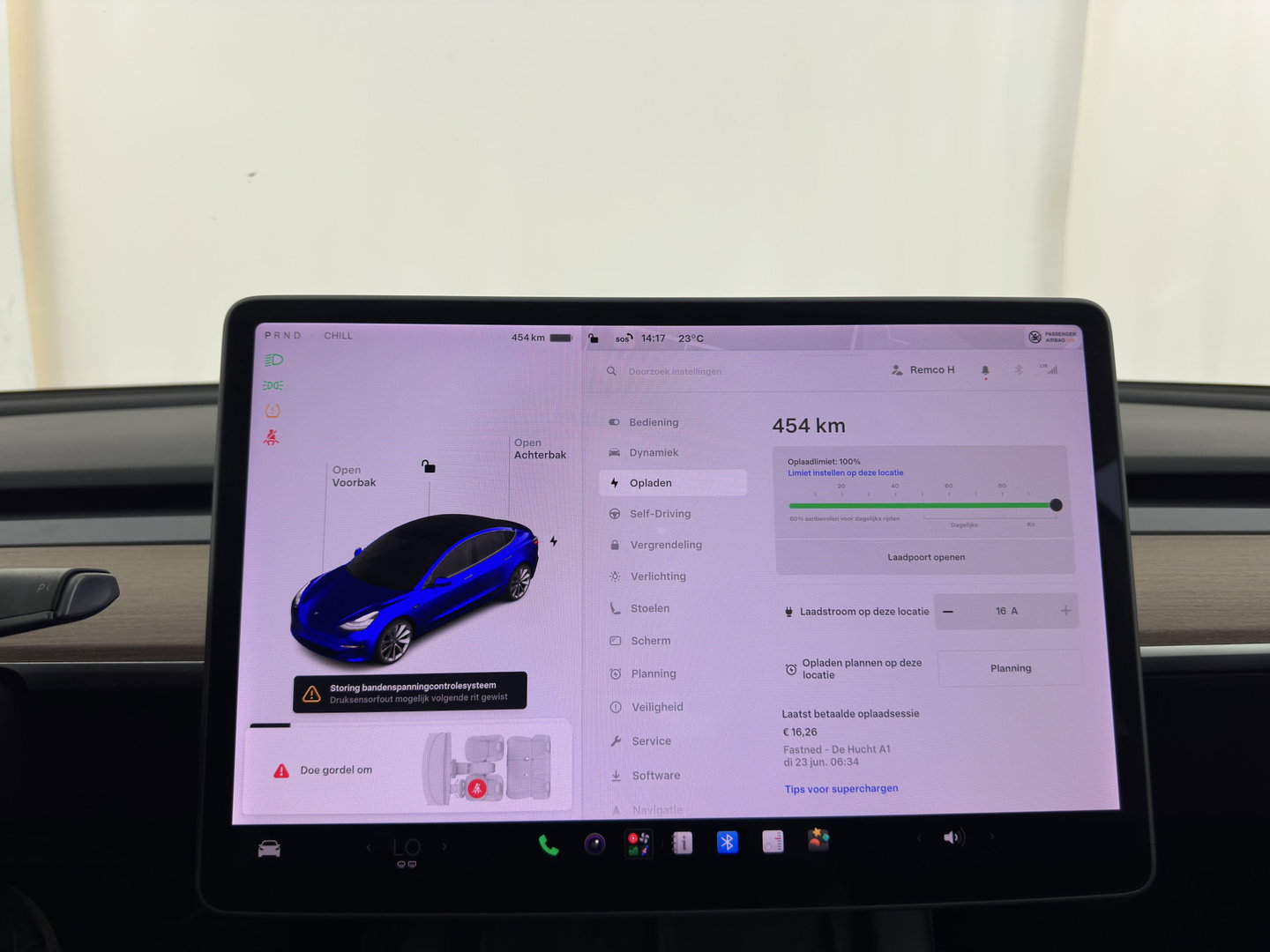 Tesla Model 3 Long Range AWD 75 kWh [3-Fase-11kW ] {SoH-82%} Aut. *PANO | AUTOPILOT | LEATHER | TOWBAR | KEYLESS | FULL-LED | MEMORY-PACK | TOPVIEW | DAB | CARPLAY | DIGI-COCKPIT | LANE-ASSIST | HEATED-COMFORTSEATS | 18"ALU*