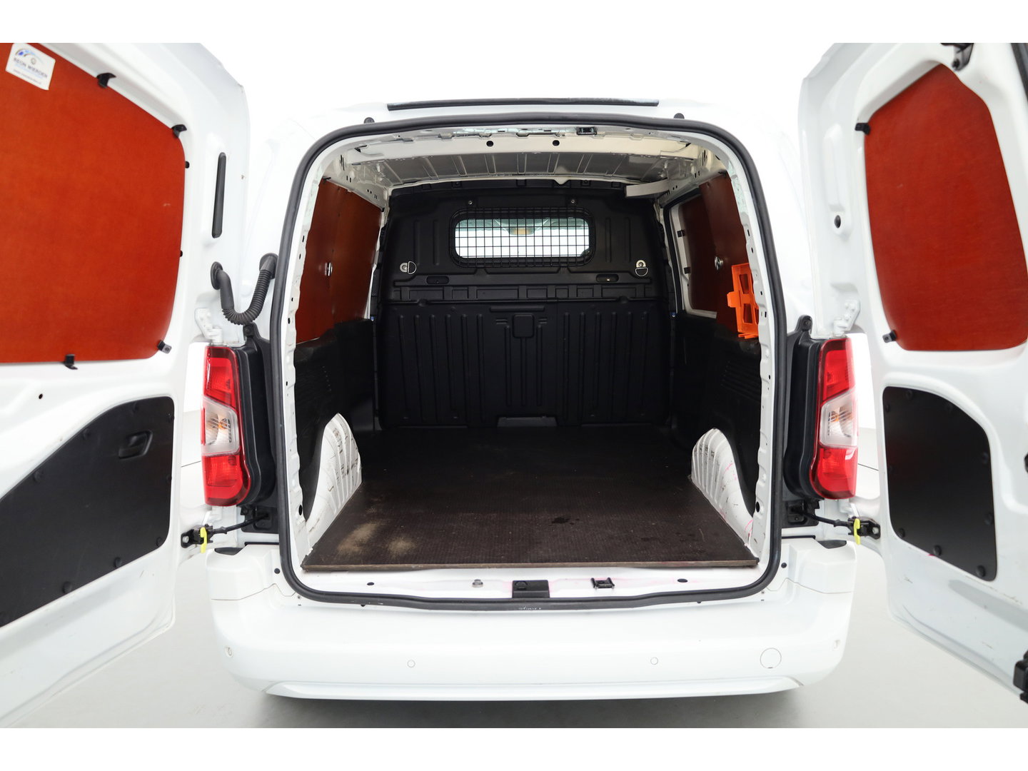 Peugeot Partner 1.5 BlueHDI Premium | Navi | Cruise | Airco | PDC | BPM vrij!