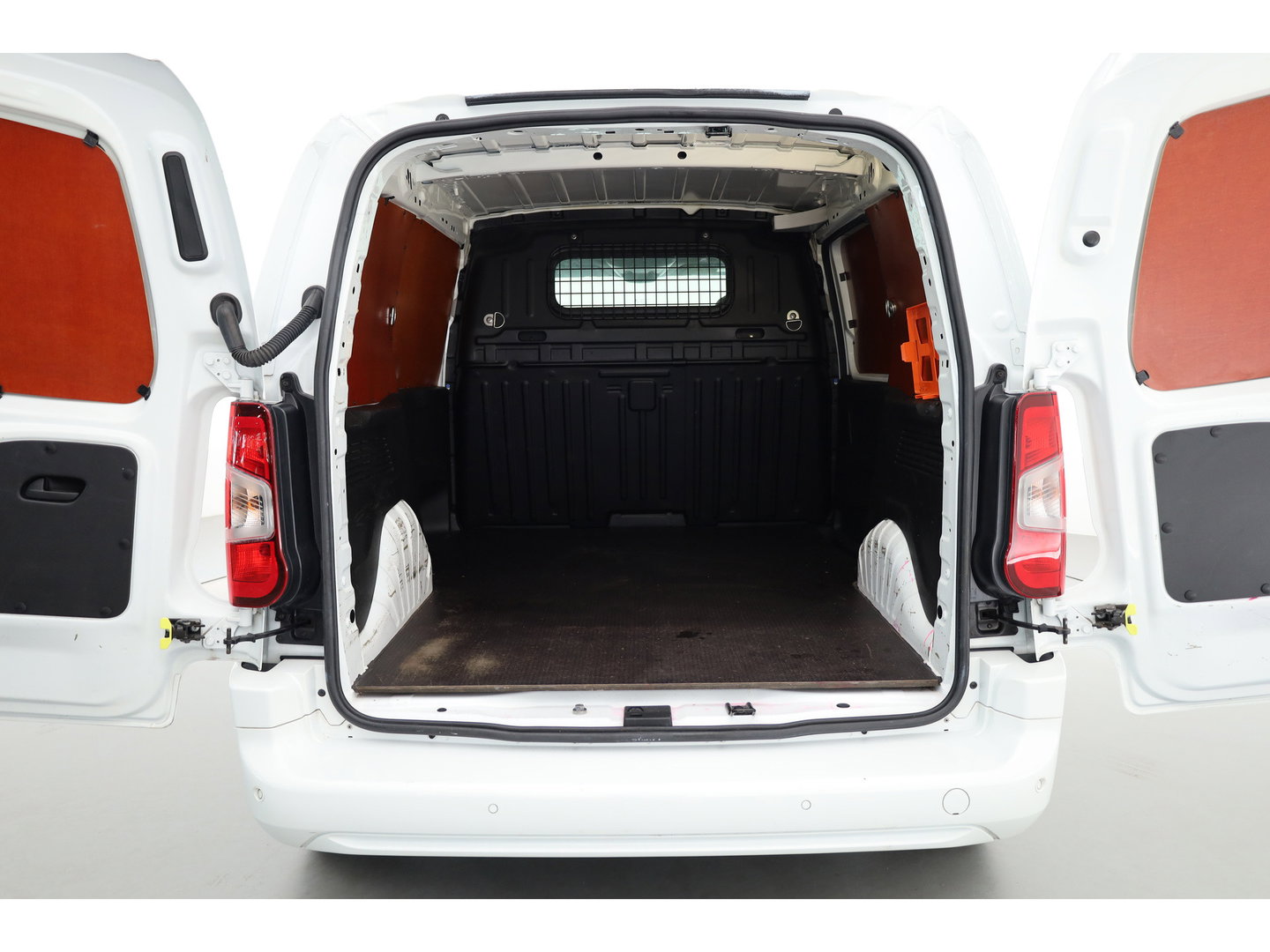 Peugeot Partner 1.5 BlueHDI Premium | Navi | Cruise | Airco | PDC | BPM vrij!