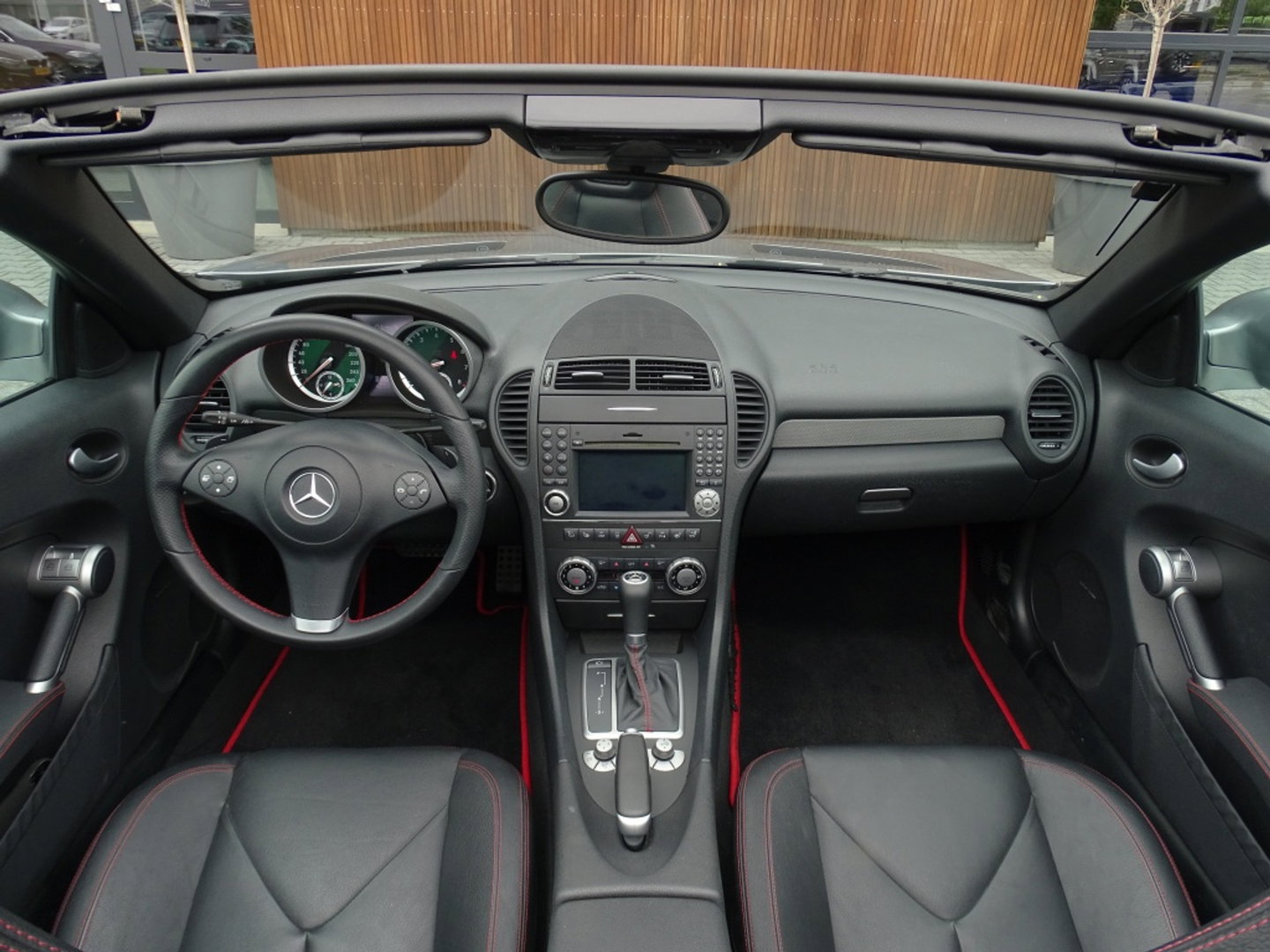Mercedes-Benz SLK 350 305PK V6 AMG / Harman Kardon / Nappa / Roadster / LED