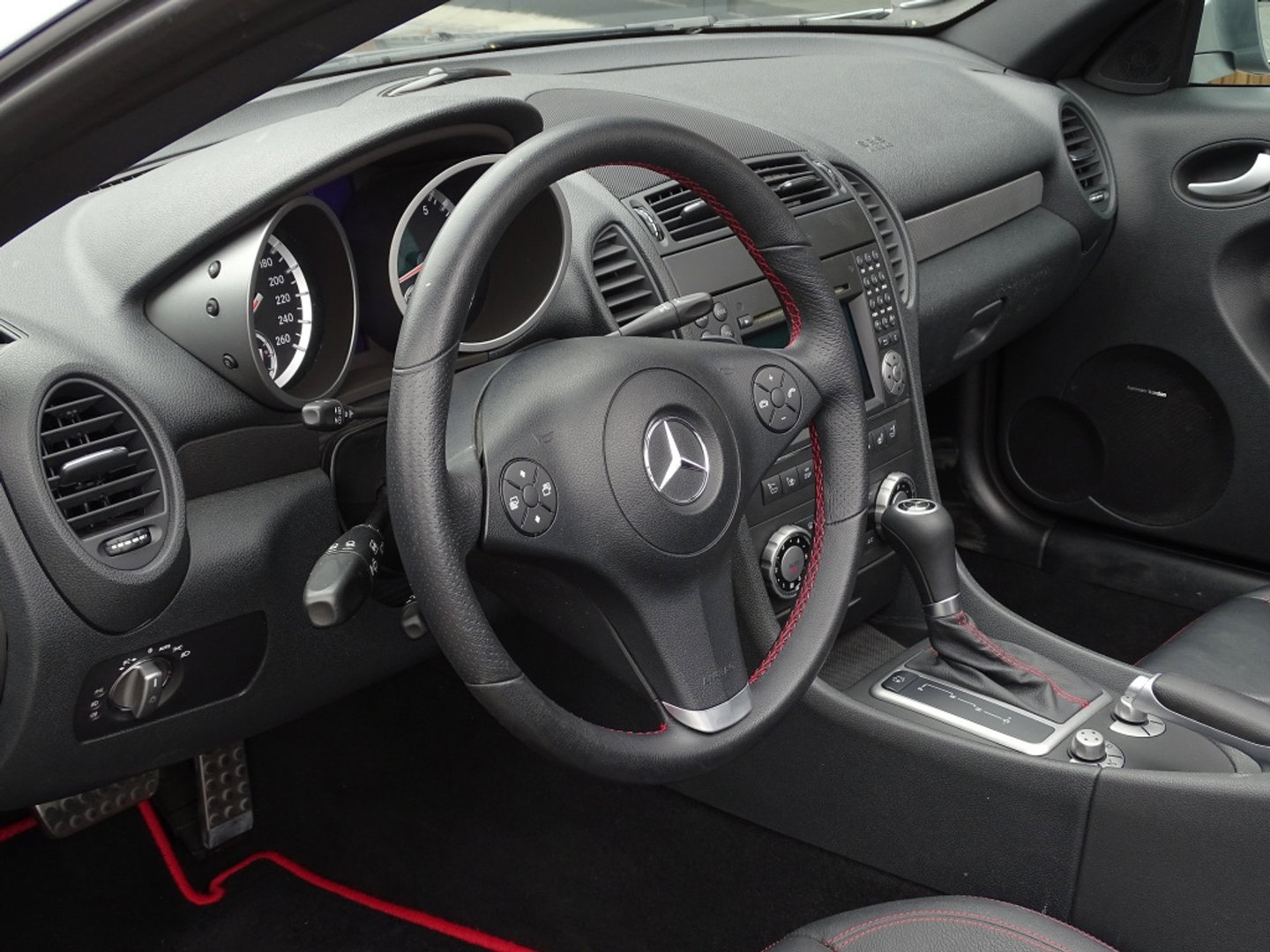Mercedes-Benz SLK 350 305PK V6 AMG / Harman Kardon / Nappa / Roadster / LED