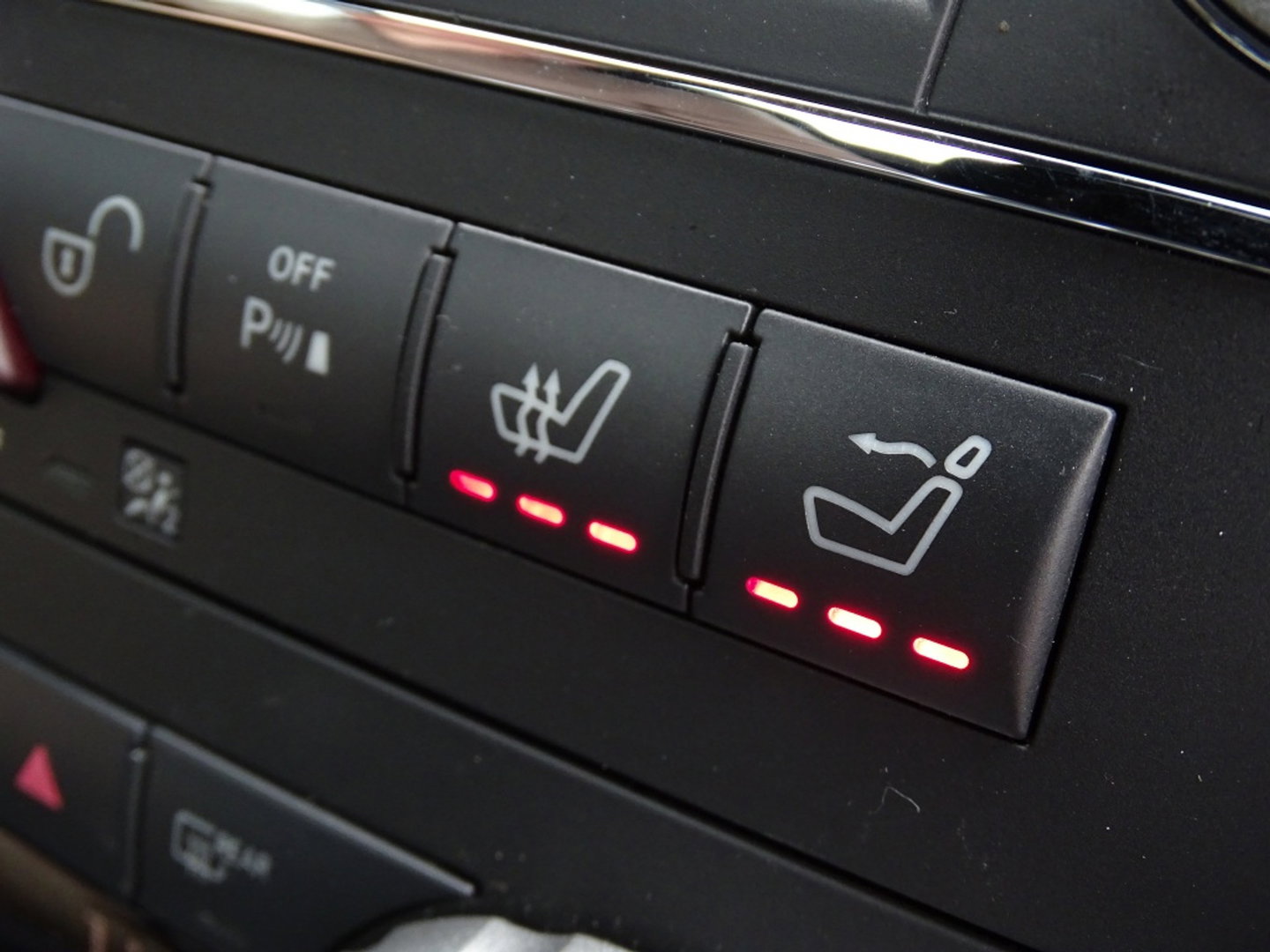 Mercedes-Benz SLK 350 305PK V6 AMG / Harman Kardon / Nappa / Roadster / LED
