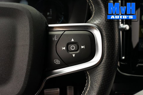 Volvo XC40 1.5 T5 PHEV R-Design|H/K|STUUR.STOELVW|CAM|SOH86%