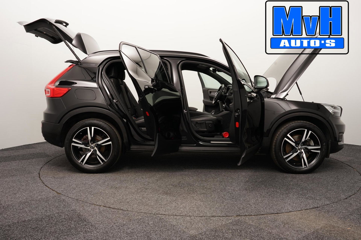 Volvo XC40 1.5 T5 PHEV R-Design|H/K|STUUR.STOELVW|CAM|SOH86%