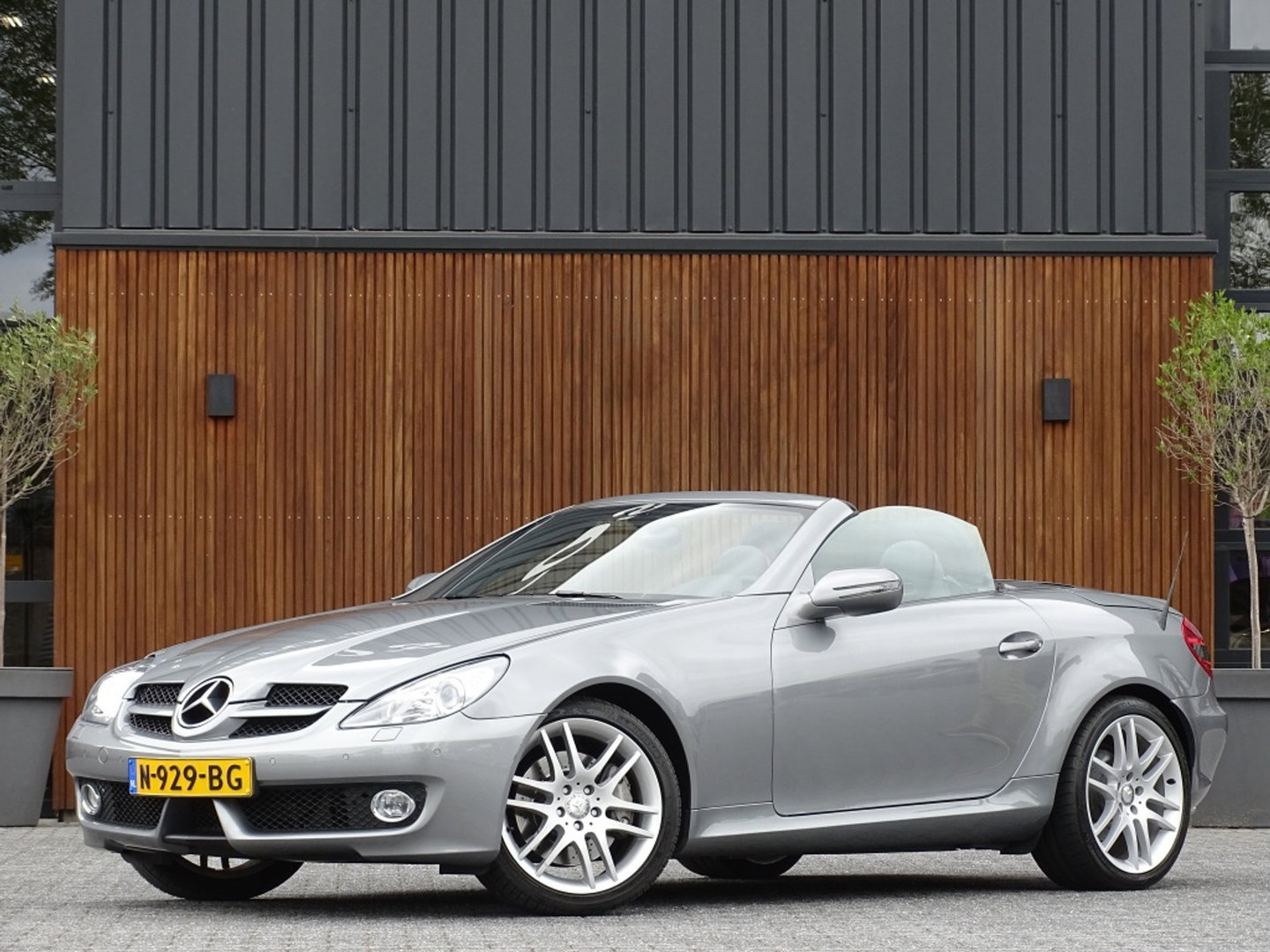 Mercedes-Benz SLK 350 305PK V6 AMG / Harman Kardon / Nappa / Roadster / LED