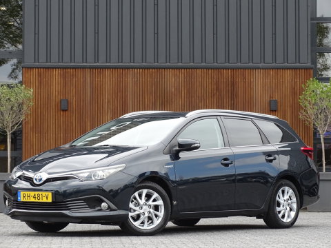 Toyota Auris Touring Sports 1.8 Hybrid 136PK / Dynamic Edit. / trekhaak / LED