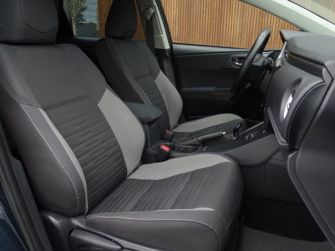 Toyota Auris Touring Sports 1.8 Hybrid 136PK / Dynamic Edit. / trekhaak / LED