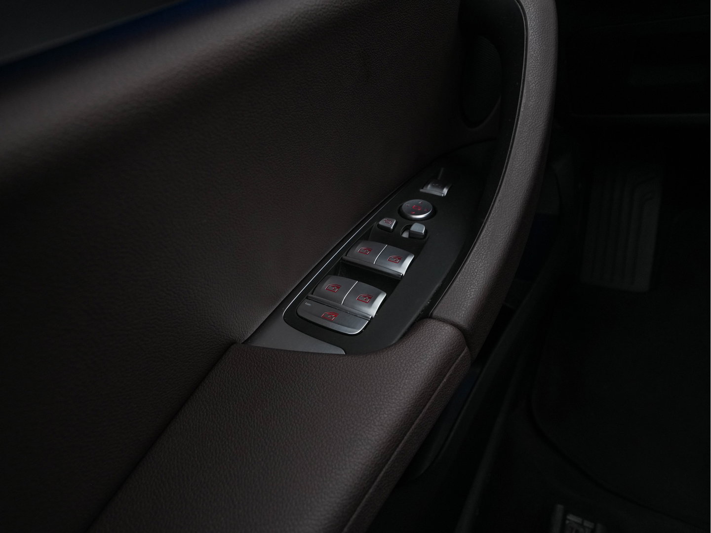 BMW iX3 Executive 80 kWh [3-Fase-11kW ] {SoH-98%} (INCL-BTW) Aut. *PANO | LEATHER | ADAPTIVE-CRUISE | FULL-LED | MEMORY-PACK | BLIND-SPOT |  DIGI-COCKPIT | HEATED-COMFORTSEATS | KEYLESS | CAMERA | DAB+ | 19''ALU*