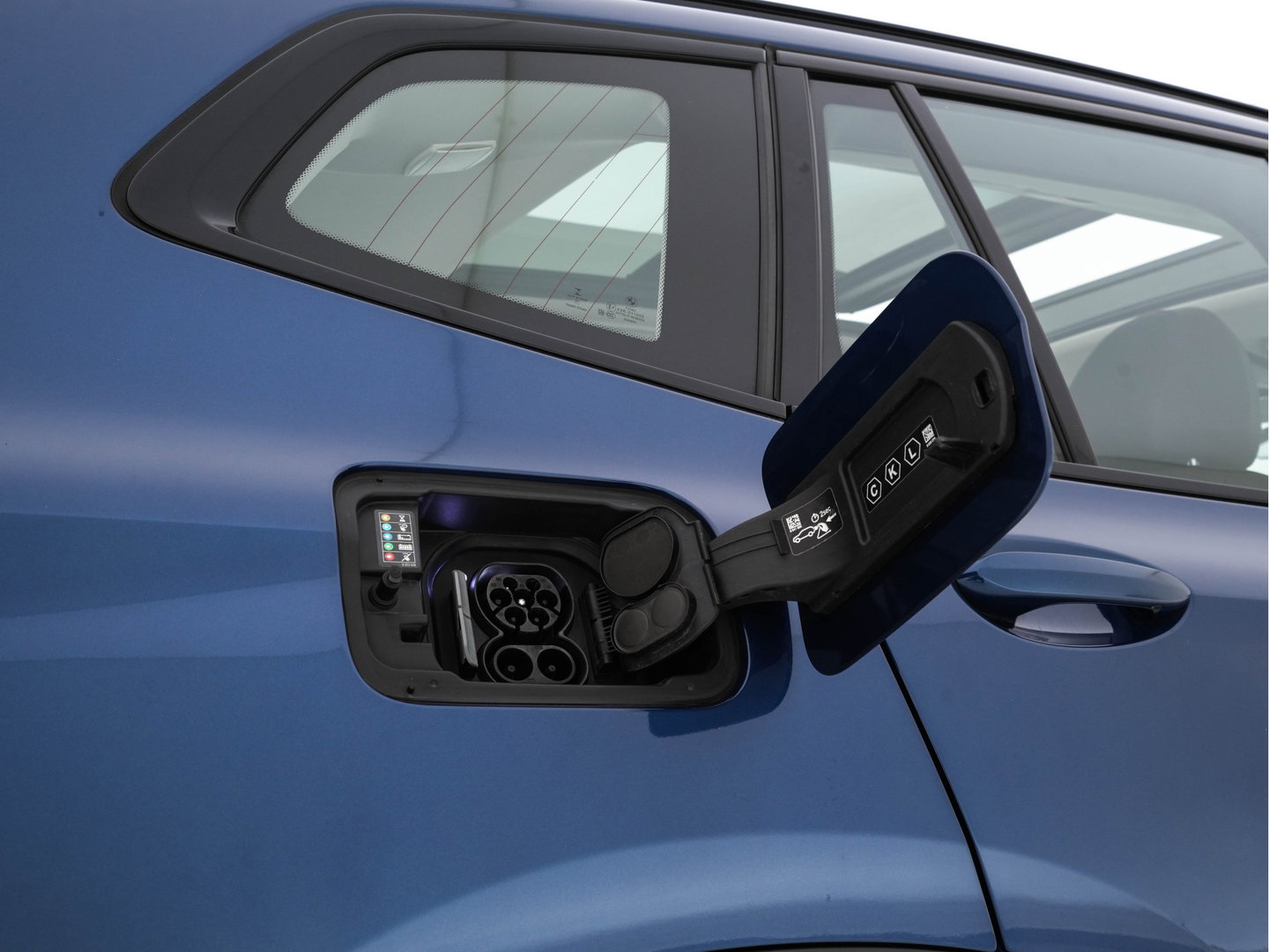 BMW iX3 Executive 80 kWh [3-Fase-11kW ] {SoH-98%} (INCL-BTW) Aut. *PANO | LEATHER | ADAPTIVE-CRUISE | FULL-LED | MEMORY-PACK | BLIND-SPOT |  DIGI-COCKPIT | HEATED-COMFORTSEATS | KEYLESS | CAMERA | DAB+ | 19''ALU*