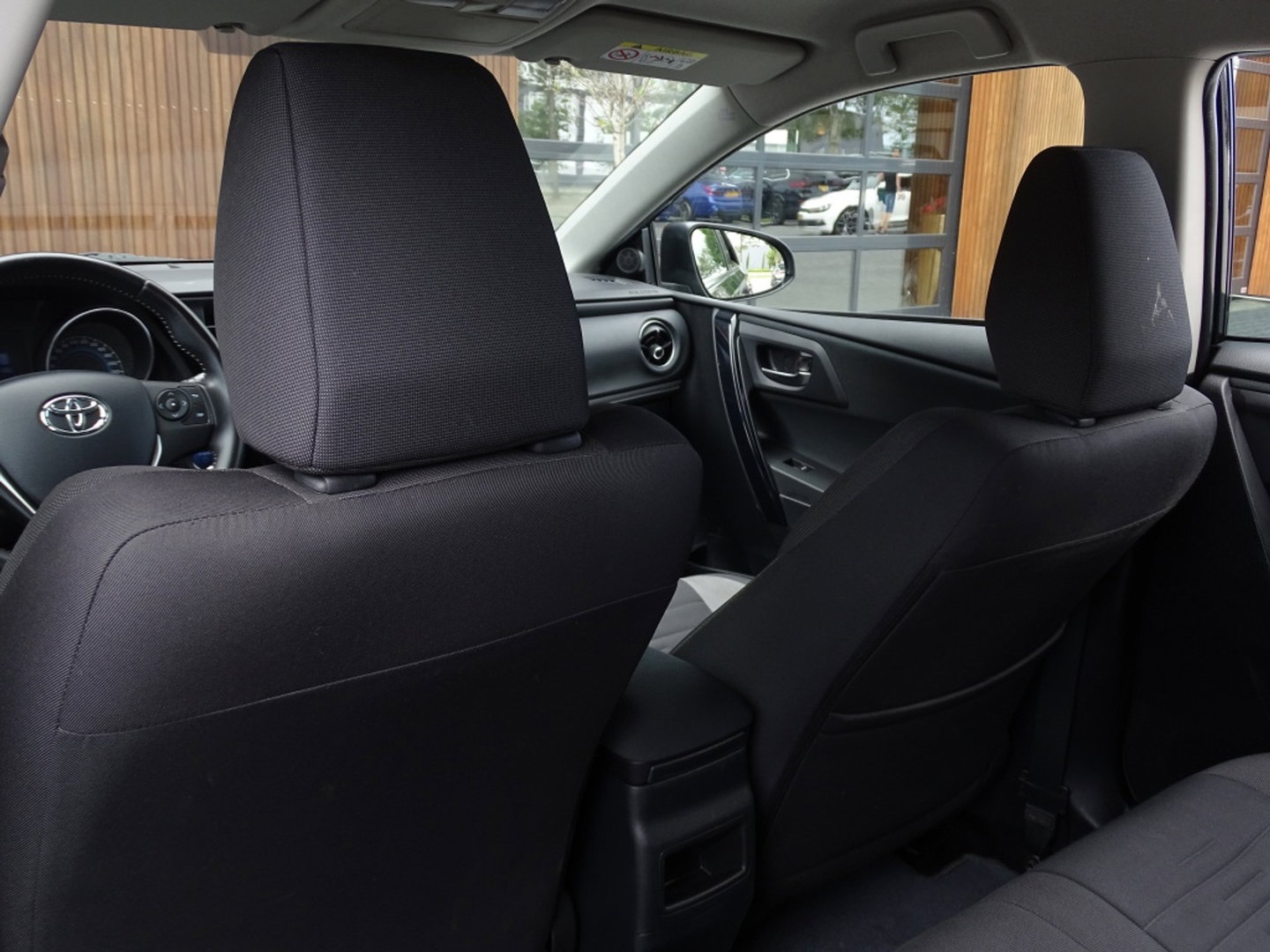 Toyota Auris Touring Sports 1.8 Hybrid 136PK / Dynamic Edit. / trekhaak / LED