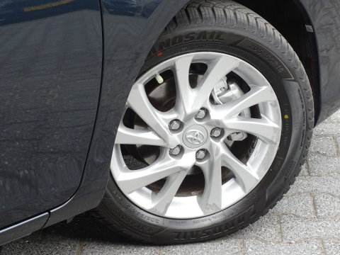 Toyota Auris Touring Sports 1.8 Hybrid 136PK / Dynamic Edit. / trekhaak / LED