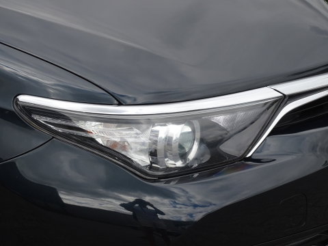 Toyota Auris Touring Sports 1.8 Hybrid 136PK / Dynamic Edit. / trekhaak / LED