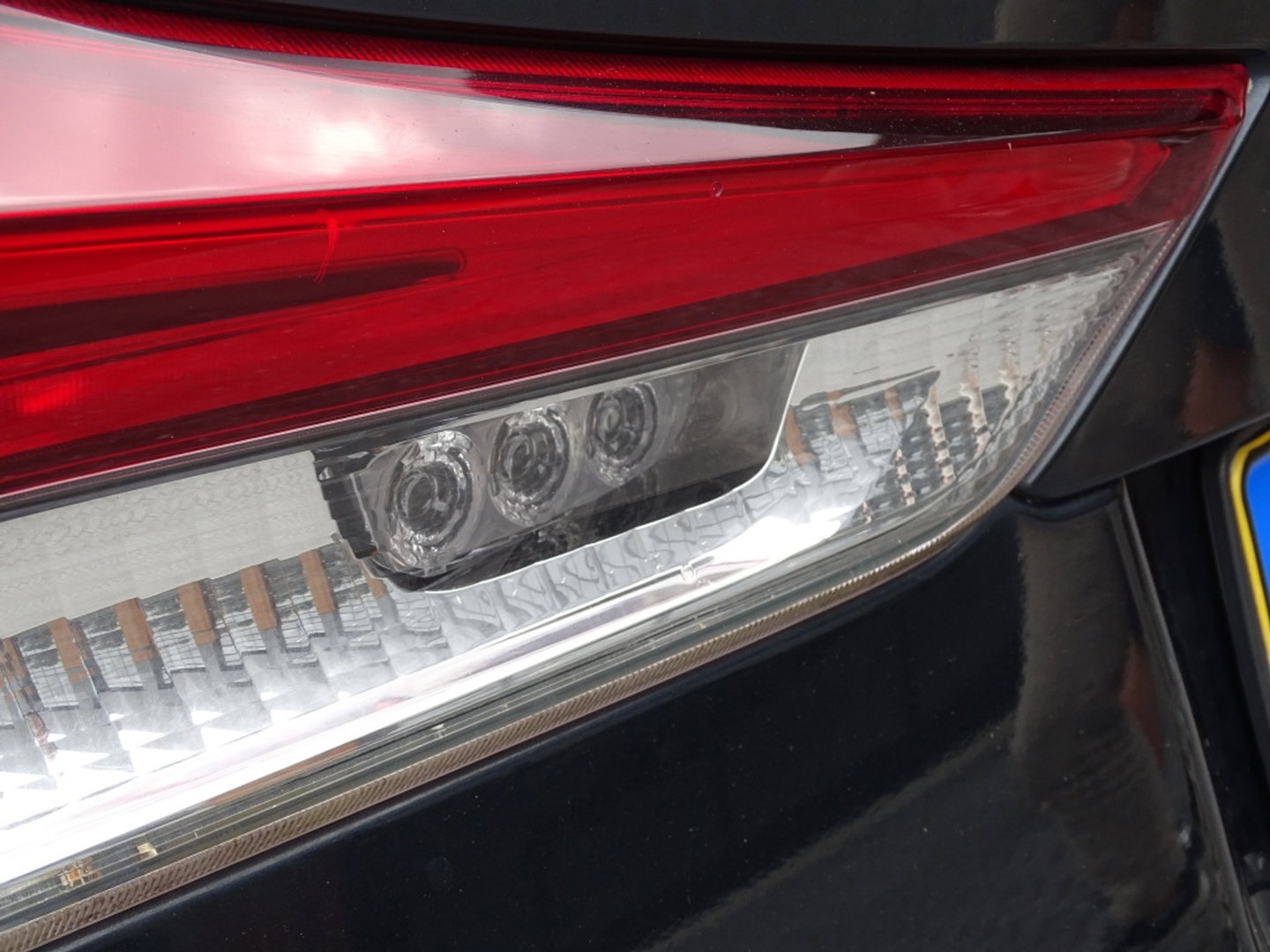 Toyota Auris Touring Sports 1.8 Hybrid 136PK / Dynamic Edit. / trekhaak / LED