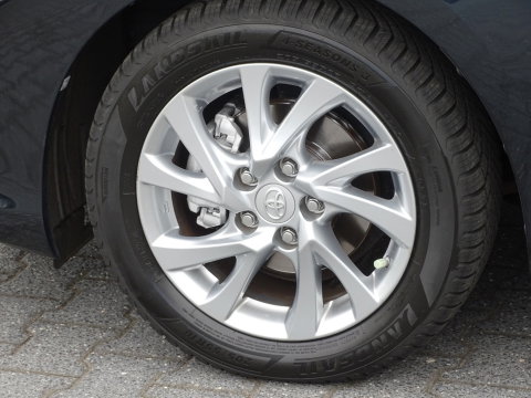 Toyota Auris Touring Sports 1.8 Hybrid 136PK / Dynamic Edit. / trekhaak / LED