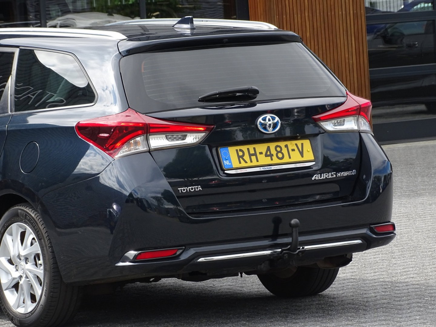 Toyota Auris Touring Sports 1.8 Hybrid 136PK / Dynamic Edit. / trekhaak / LED