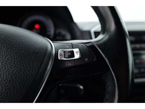 Volkswagen up! 1.0 TSI BMT Cross Up! | RIJKLAAR !! | Cruise Control | PDC+A | Stoelverw. | Bluetooth | 16''
