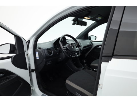 Volkswagen up! 1.0 TSI BMT Cross Up! | RIJKLAAR !! | Cruise Control | PDC+A | Stoelverw. | Bluetooth | 16''