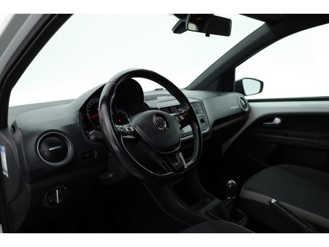 Volkswagen up! 1.0 TSI BMT Cross Up! | RIJKLAAR !! | Cruise Control | PDC+A | Stoelverw. | Bluetooth | 16''
