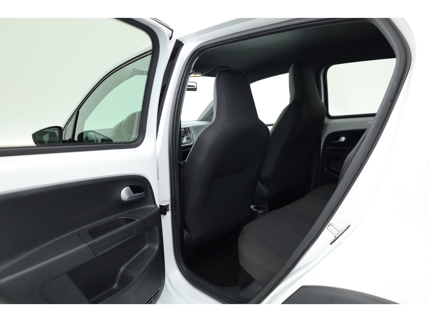 Volkswagen up! 1.0 TSI BMT Cross Up! | RIJKLAAR !! | Cruise Control | PDC+A | Stoelverw. | Bluetooth | 16''