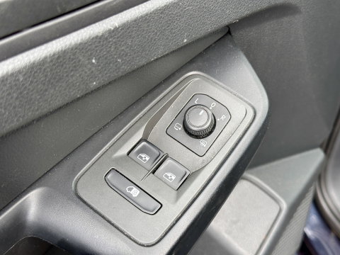 Volkswagen Caddy Cargo 2.0 TDI | ACC | Achteruitrijcamera | Parkeersensoren | Apple Carplay | Android Auto | Keyless | Verlaagd | LED |