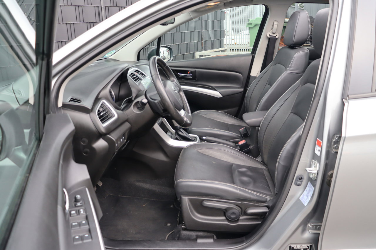 Suzuki S-Cross