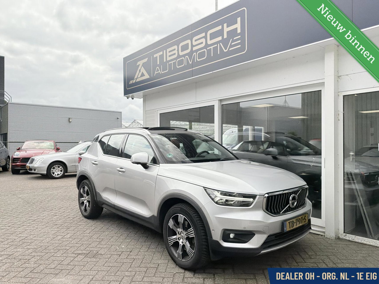 Volvo XC40