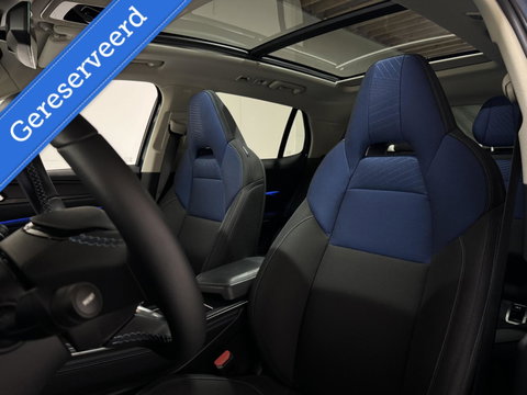 Lynk & Co 01 1.5 Plug-in Black Edition Pano Sfeer. CarPlay 360° Trekh.