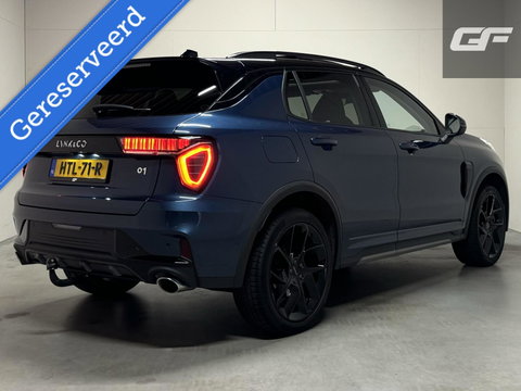 Lynk & Co 01 1.5 Plug-in Black Edition Pano Sfeer. CarPlay 360° Trekh.
