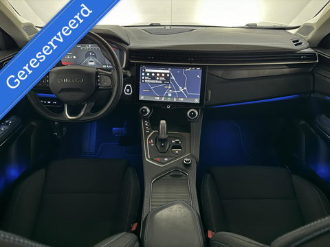 Lynk & Co 01 1.5 Plug-in Black Edition Pano Sfeer. CarPlay 360° Trekh.