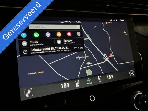 Lynk & Co 01 1.5 Plug-in Black Edition Pano Sfeer. CarPlay 360° Trekh.