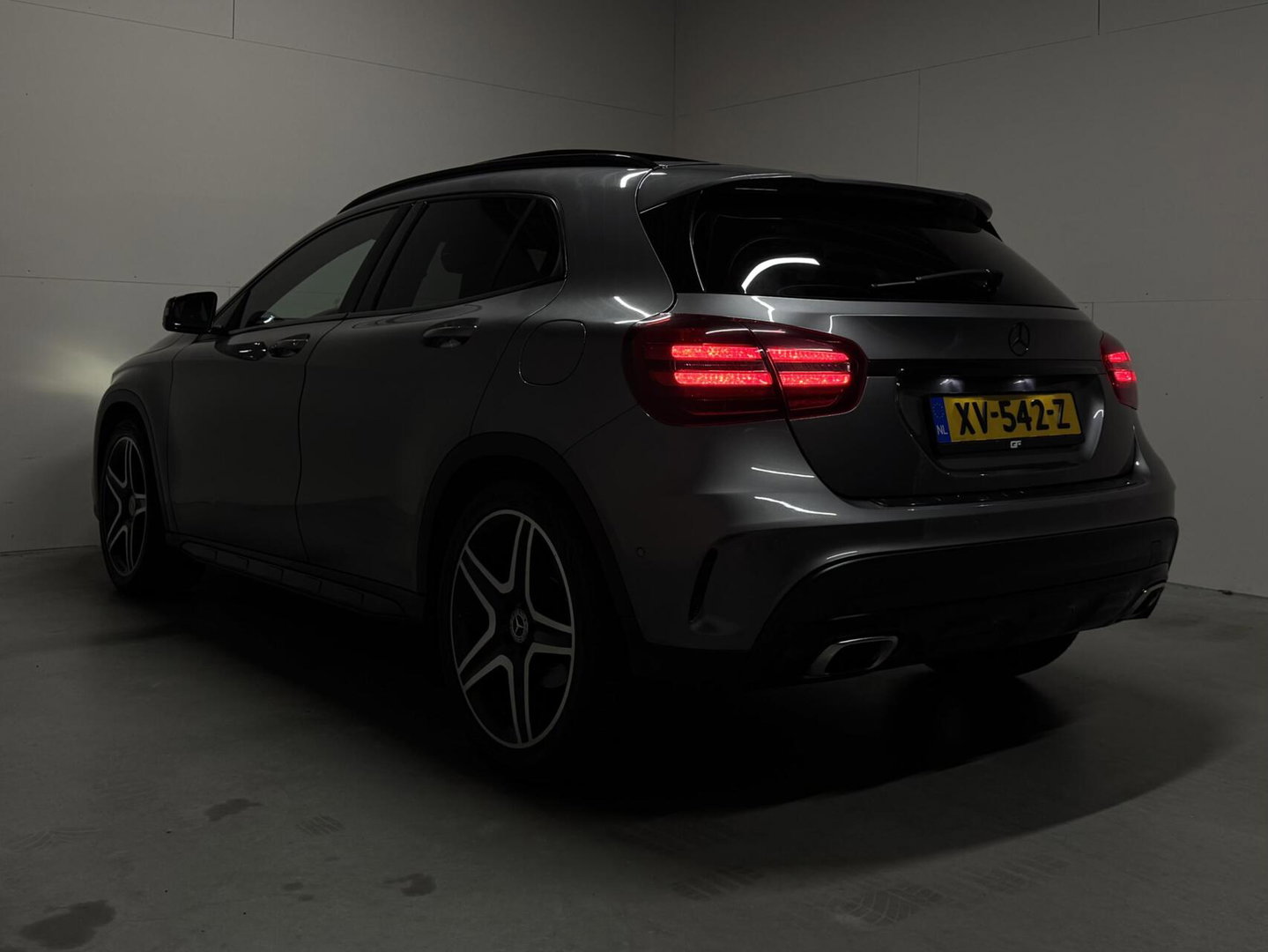 Mercedes-Benz GLA AMG Pano Clima Camera Cruise NAP