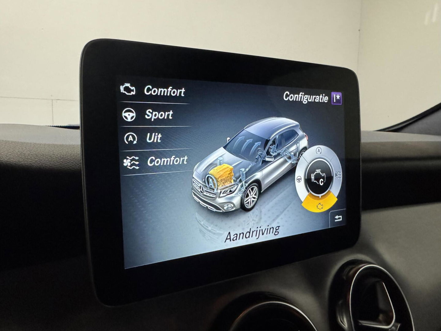 Mercedes-Benz GLA AMG Pano Clima Camera Cruise NAP