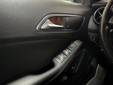 Mercedes-Benz GLA AMG Pano Clima Camera Cruise NAP