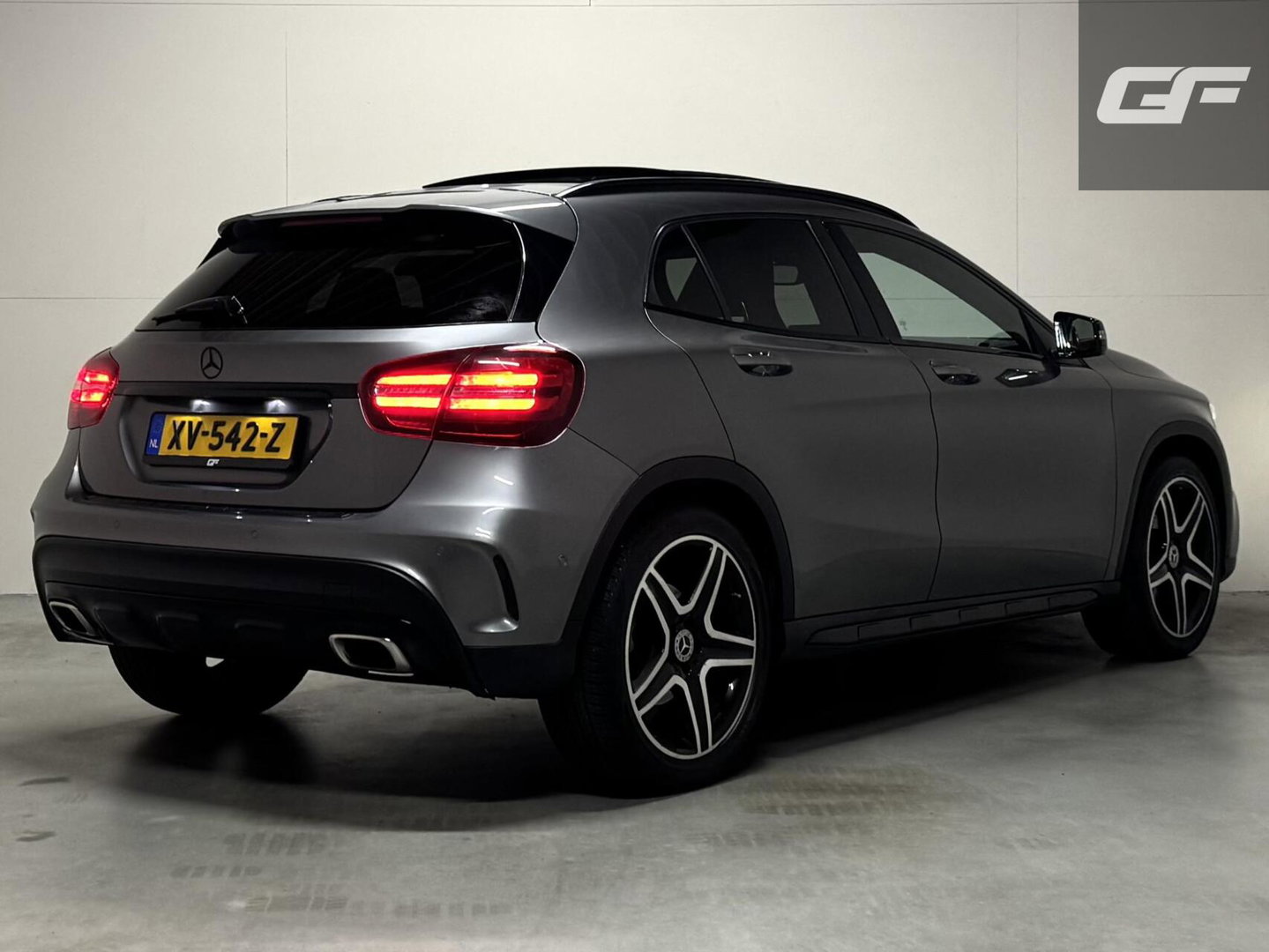 Mercedes-Benz GLA AMG Pano Clima Camera Cruise NAP