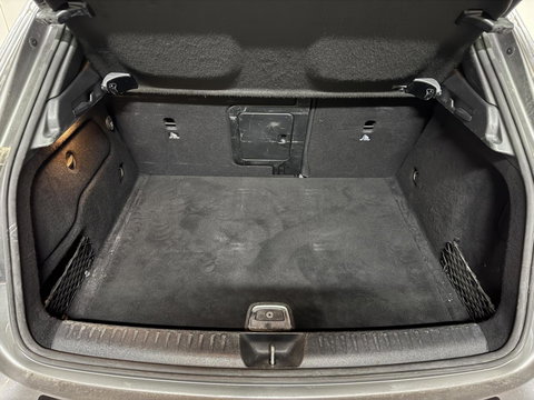 Mercedes-Benz GLA AMG Pano Clima Camera Cruise NAP