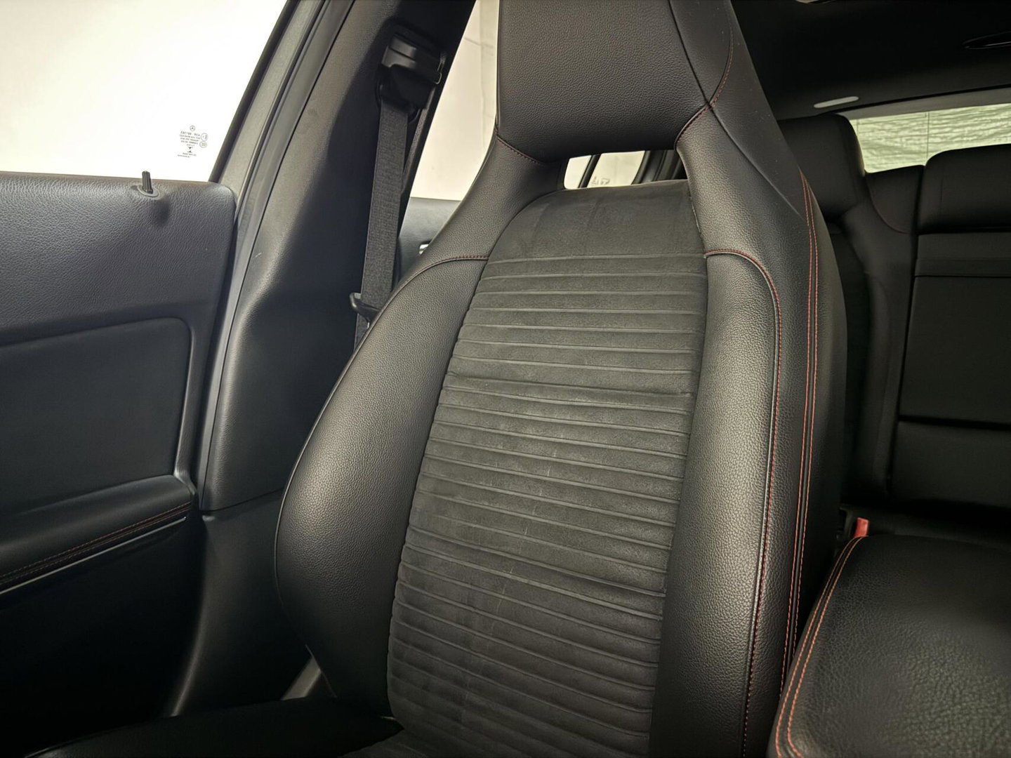 Mercedes-Benz GLA AMG Pano Clima Camera Cruise NAP