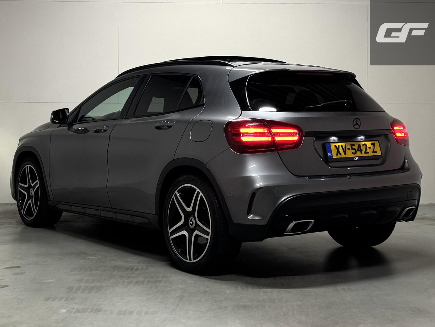 Mercedes-Benz GLA AMG Pano Clima Camera Cruise NAP