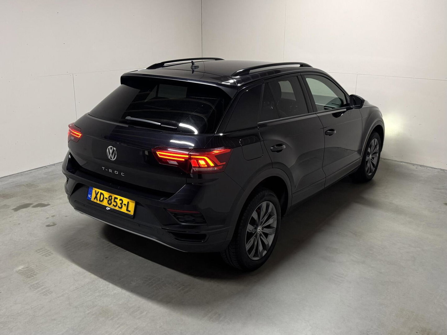 Volkswagen T-Roc Sport Virtual ACC Carplay 116PK NAP