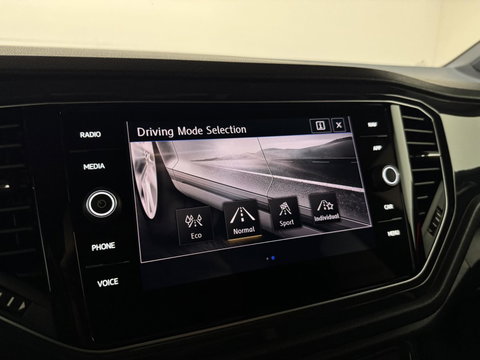Volkswagen T-Roc Sport Virtual ACC Carplay 116PK NAP