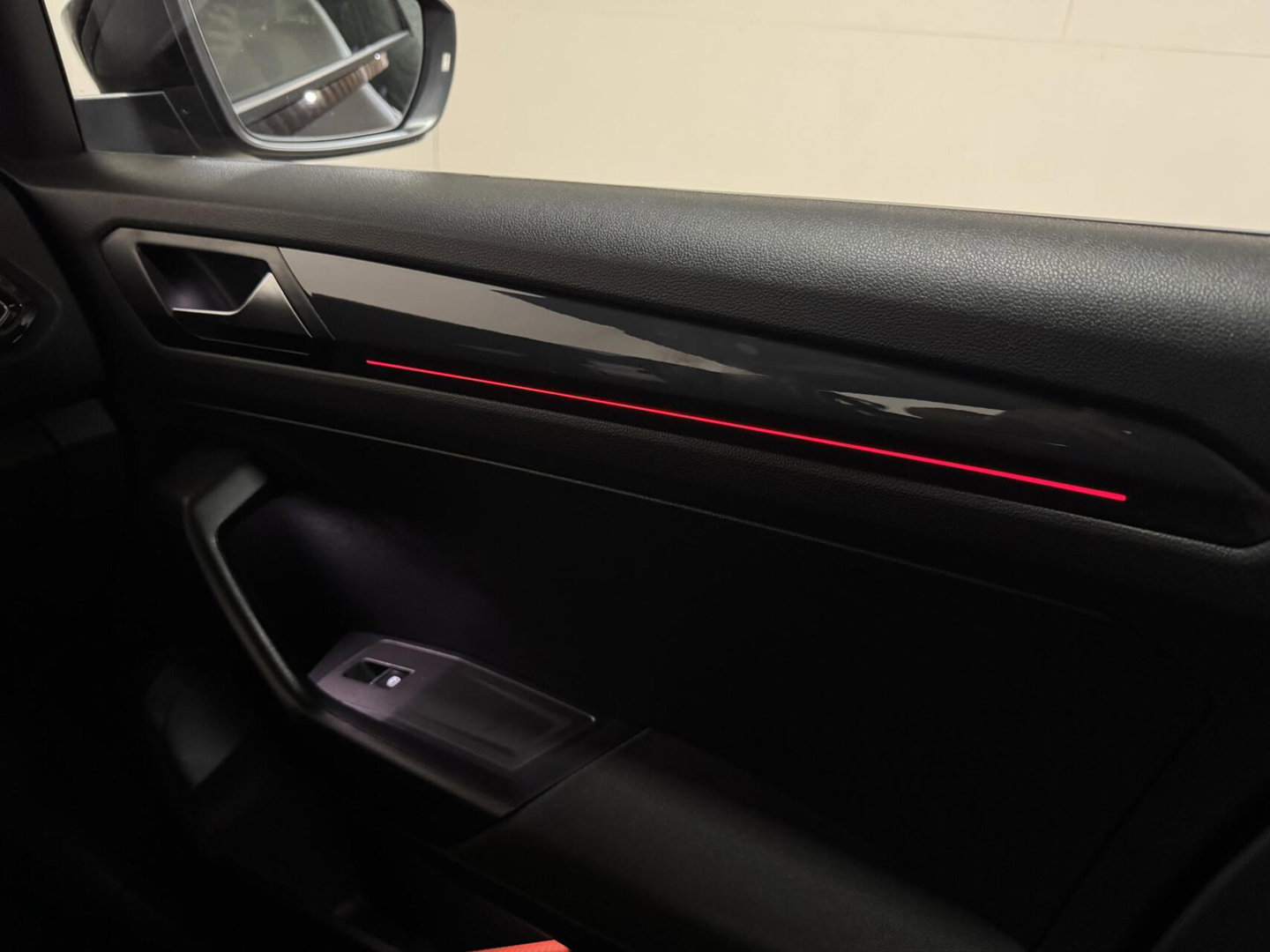 Volkswagen T-Roc Sport Virtual ACC Carplay 116PK NAP