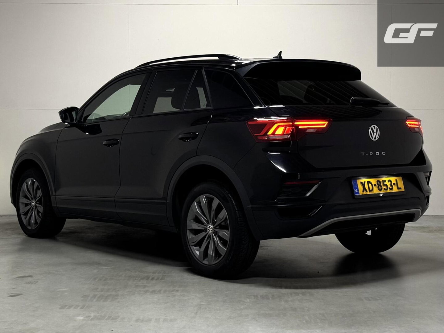 Volkswagen T-Roc Sport Virtual ACC Carplay 116PK NAP
